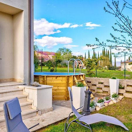 Villa Il Poggino - Modern House โฟยาโน เดลเล เคียนา ภายนอก รูปภาพ