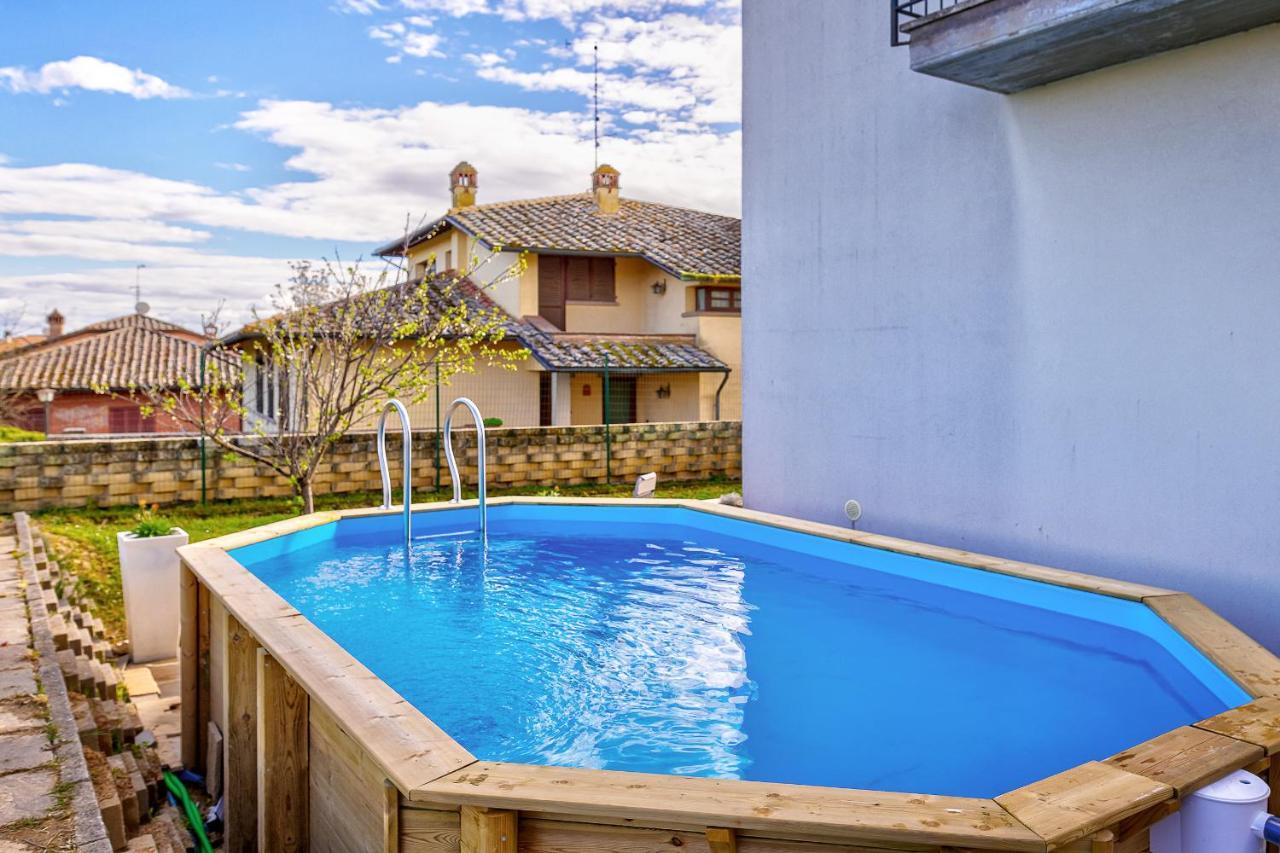 Villa Il Poggino - Modern House โฟยาโน เดลเล เคียนา ภายนอก รูปภาพ